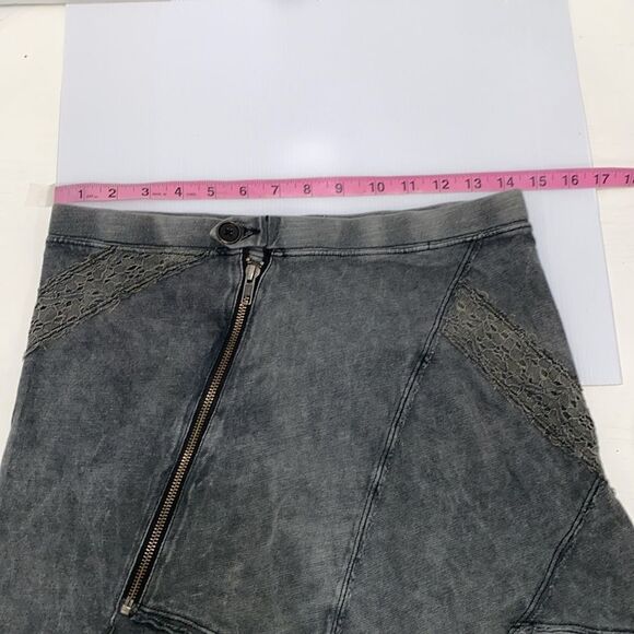 Free People Acid Washed Asymmetrical Zippered Jagged Edge Mini Skirt Size Small - Picture 11 of 12